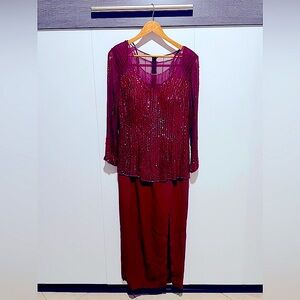 Jasjas Formal burgundy polyester beaded gown